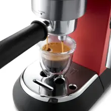 DeLonghi  Machine à café cafetiere dedica EC685 R