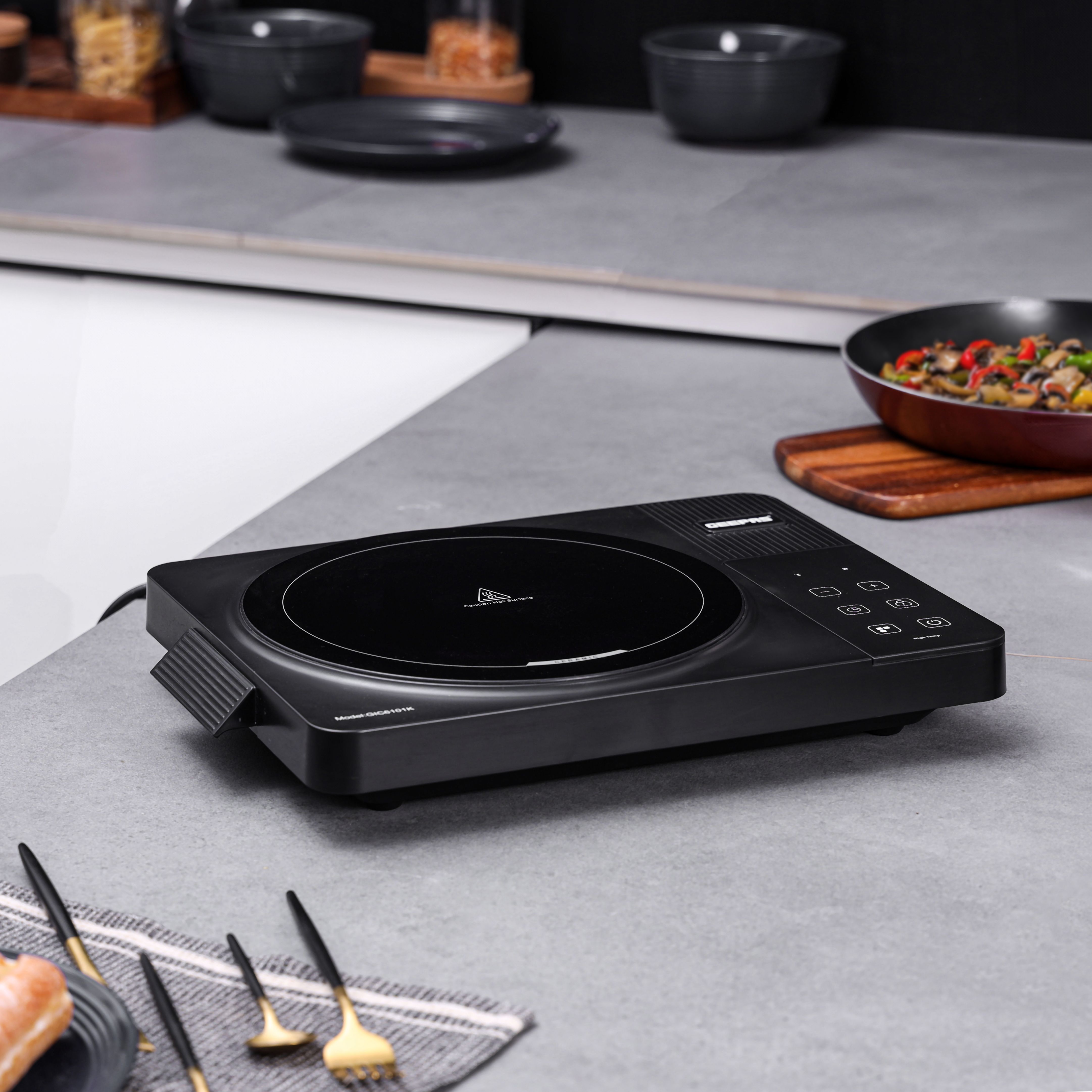 Geepas digital infrared cooker burner Gic6101